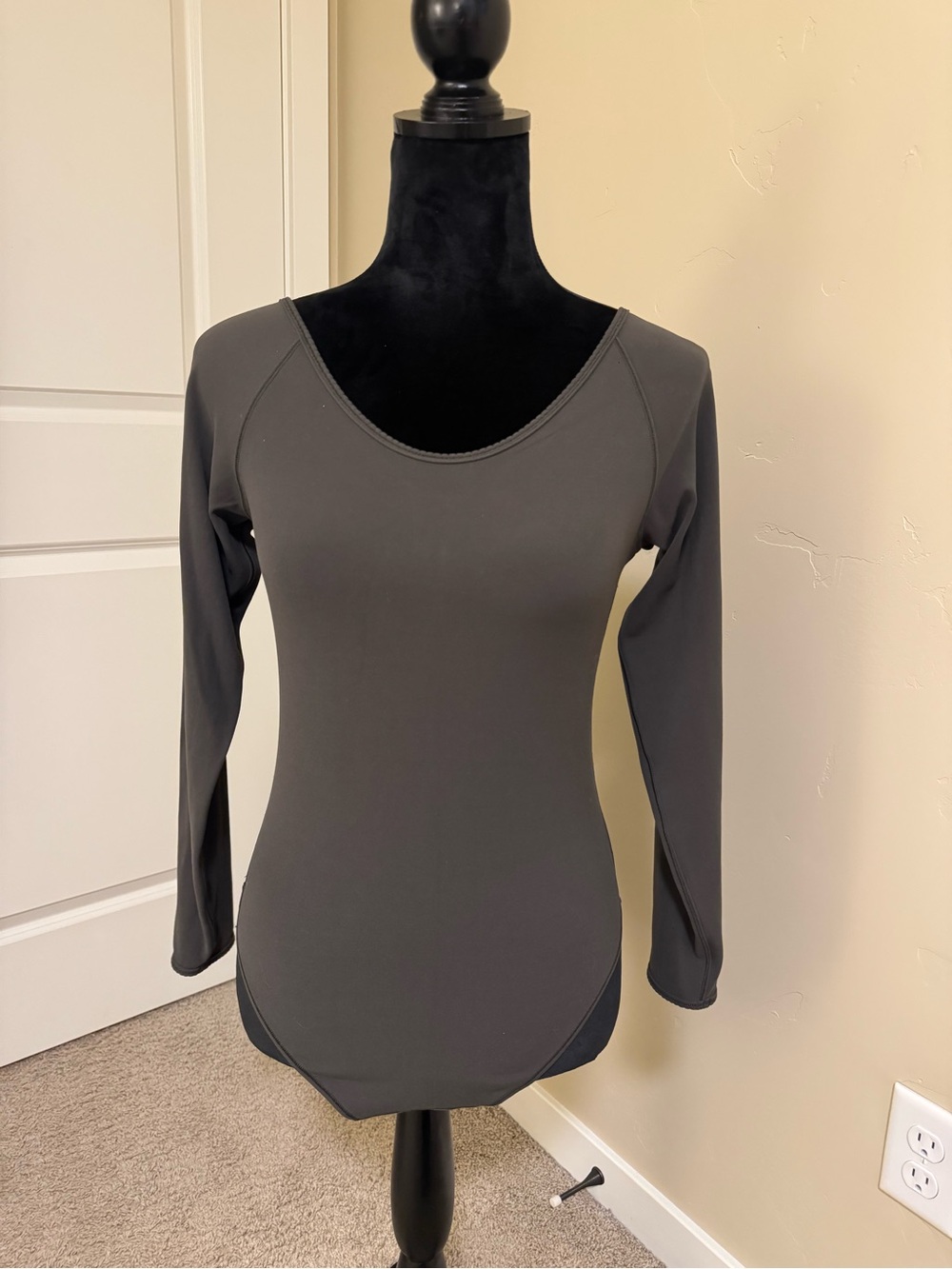 Women's Long-Sleeve Scoop Neck Top - Gray Lululemon